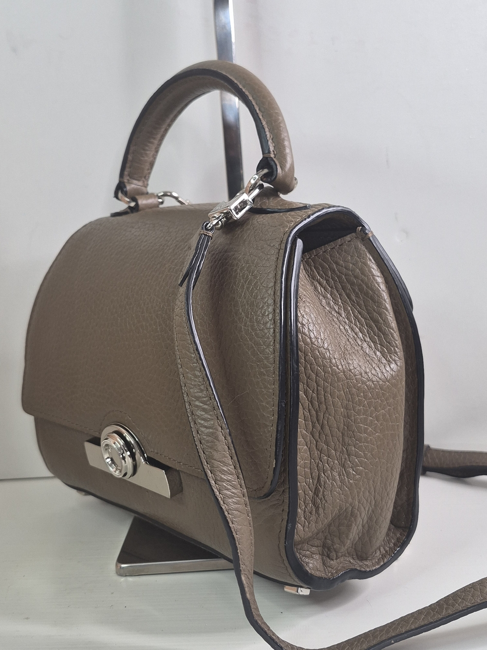 Moyna Taupe Structured Leather Top-Handle Bag with Removable Strap - Picture 5 of 16